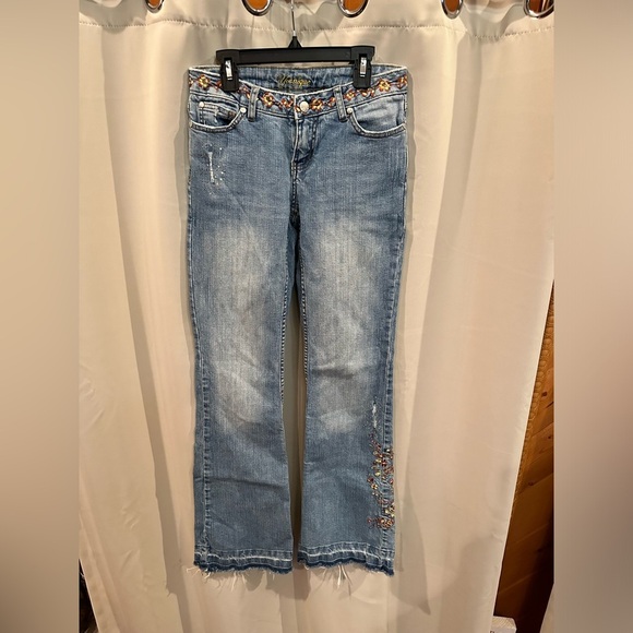 Younique Denim - VINTAGE Y2K Younique jeans size 3